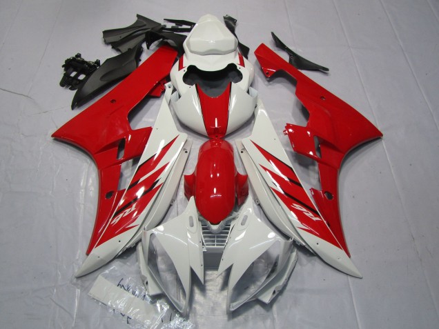 2006-2007 Red and White Style Yamaha R6 Fairings for Sale 2006-2007 Red and White Style Yamaha R6 Fairings for Sale